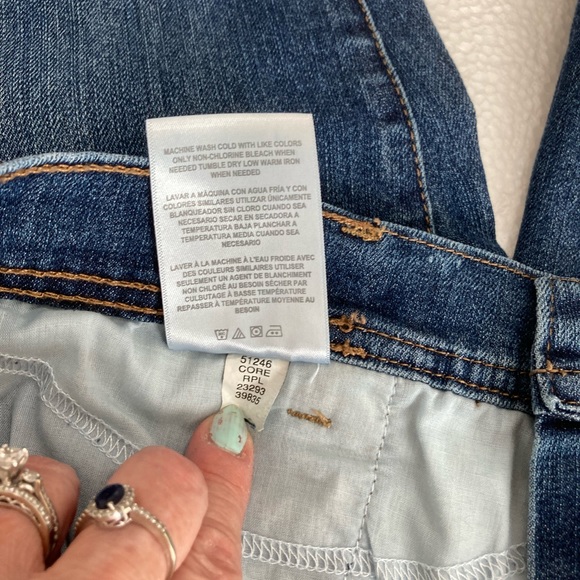 Style & Co petite slim leg crop jeans Size 12 PS - Picture 10 of 10